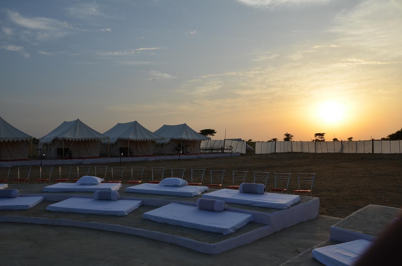 Star Desert Camp Jaisalmer Extérieur photo